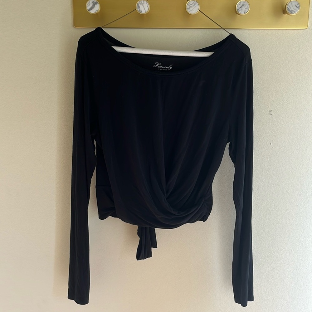 Heavenly by Victoria Long Sleeve Black T-Shirt with Bow Design on Back Side